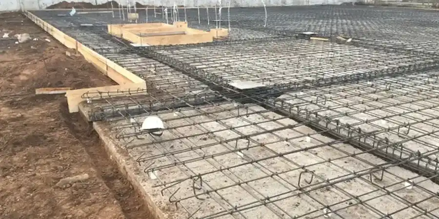 Diseño de losa de cimentación en Valparaíso: análisis sísmico y geotécnico